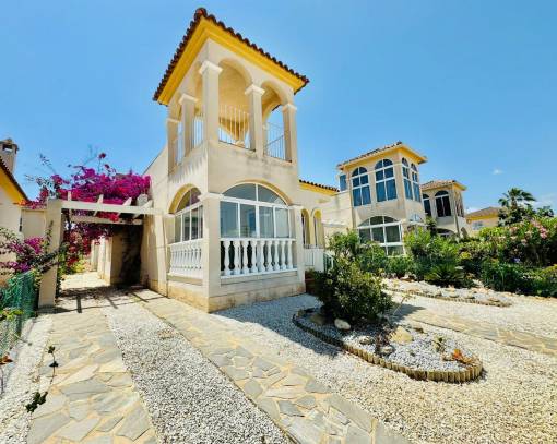 Villa - tekrar satış - Rojales - Ciudad Quesada