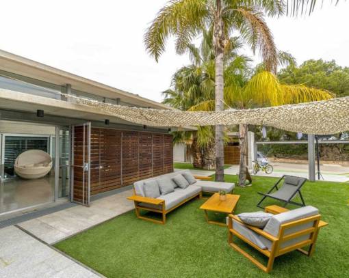 Villa - Videresalg - Orihuela Costa - SEJ-70112
