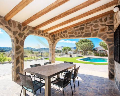 Villa - Wederverkoop - Hondón de las Nieves - SE58-06/6524