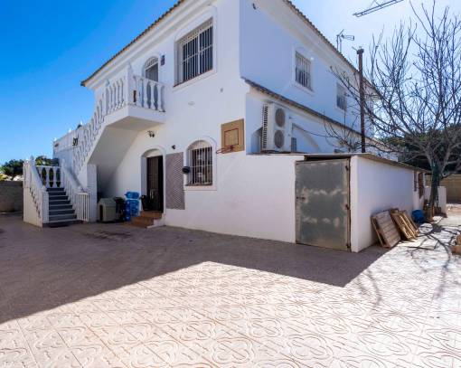 Villa - Wederverkoop - Orihuela Costa - SE00-372B