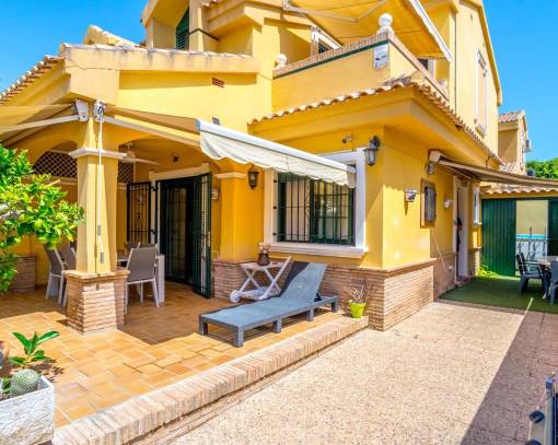 Villa - Wederverkoop - Orihuela Costa - SEJ-54299