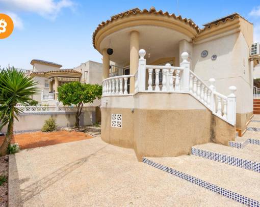Villa - Wederverkoop - Orihuela Costa - Villamartín
