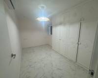 Wederverkoop - Apartment/Flat - Torrevieja - Muelle Pesquero