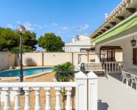 Wederverkoop - Villa - Orihuela Costa - La Zenia