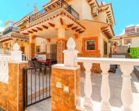 Wederverkoop - Villa - Orihuela Costa - Punta Prima