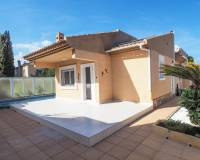 Wederverkoop - Villa - Torrevieja - Los balcones