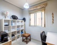 Wiederverkauf - Apartment/Flat - Torrevieja - Paseo maritimo