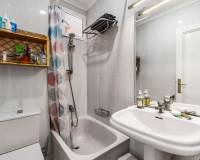 Wiederverkauf - Apartment/Flat - Torrevieja - Piscinas naturales