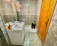 Wiederverkauf - Apartment/Flat - Torrevieja - Playa de La Acequion