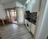 Wiederverkauf - Apartment/Flat - Torrevieja - Playa de Los Locos-Curva del Palangre