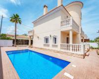 Wiederverkauf - Villa - Orihuela Costa - Cabo Roig