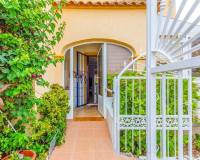 Wiederverkauf - Villa - Orihuela Costa - La Zenia- Orihuela costa
