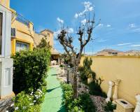 Wiederverkauf - Villa - Orihuela Costa - La Zenia- Orihuela costa