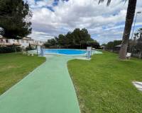 Wiederverkauf - Villa - Orihuela Costa - Las Filipinas