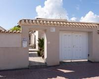 Wiederverkauf - Villa - Orihuela Costa - Playa Flamenca
