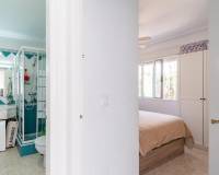 Wiederverkauf - Villa - Orihuela Costa - Punta Prima