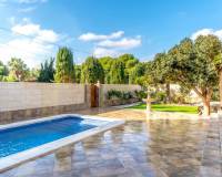 Wiederverkauf - Villa - Orihuela Costa - Punta Prima