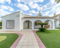 Wiederverkauf - Villa - Orihuela Costa - Punta Prima