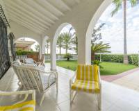 Wiederverkauf - Villa - Orihuela Costa - Punta Prima
