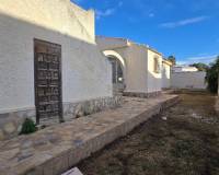 Wiederverkauf - Villa - Torrevieja - El Chaparral