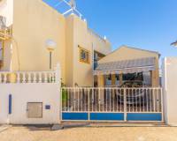 Wiederverkauf - Villa - Torrevieja - Los balcones