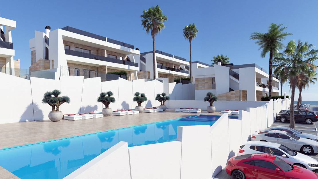 Woningen met zwembad | bovenste verdieping bungalow met solarium te koop in Finestrat