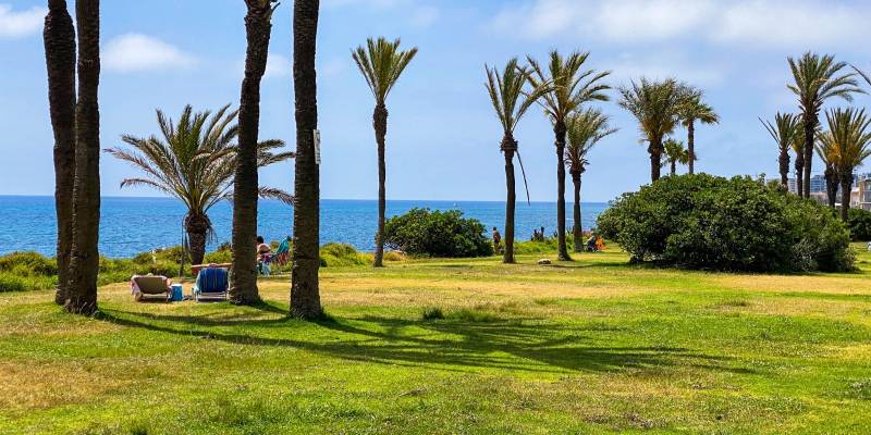 Si estás pensando en vender tu apartamento, chalet o bungalow,... es el momento! Si estás pensando en vender tu apartamento, chalet o bungalow,... es el momento!